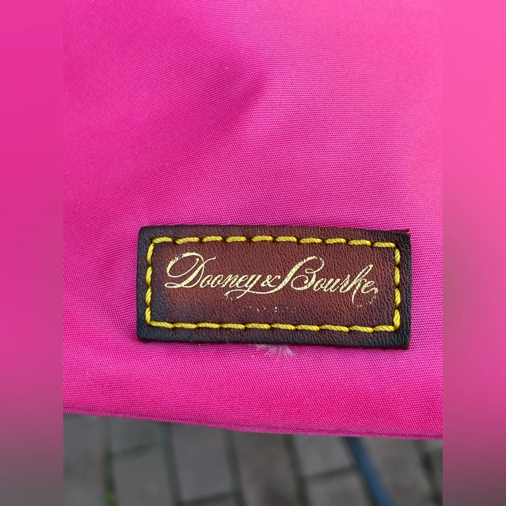 Dooney & Bourke nylon North South Triple Zip crossbody preppy, vacation, travel - Picture 4 of 7